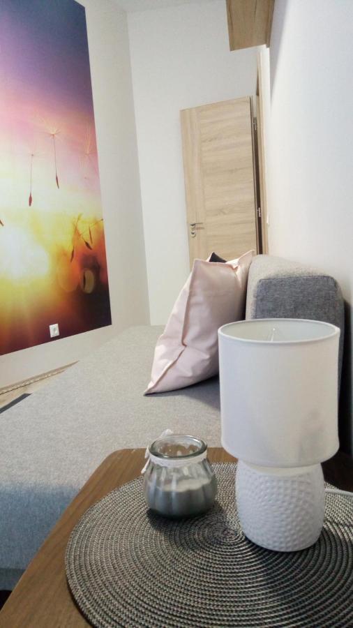 Loli Apartman Мішкольц Екстер'єр фото