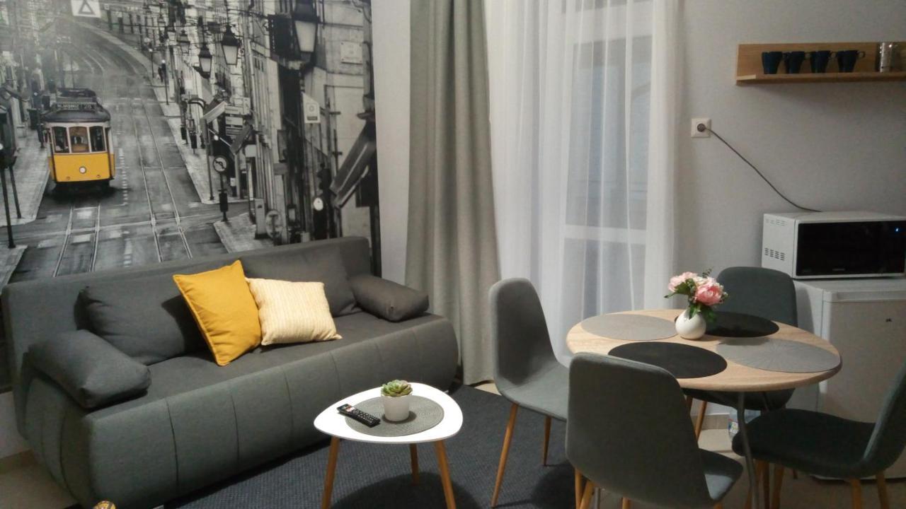 Loli Apartman Мішкольц Екстер'єр фото
